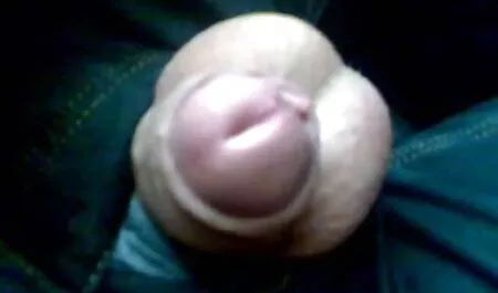 Due grande letto con un pornomogli ragazzo