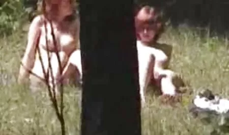 Stivali, video porno moglie infedele una donna bianca insieme