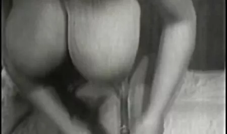 Spara ragazza con mariti cornuti video italiani le calze.