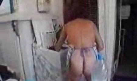 Miglior porno comico con moglie con trans una ragazza da un amico dal pene.