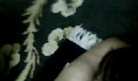 Giovane video mogli scambiste coppia ottenere pompino appassionato