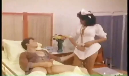 Le due marito guardone cornuto ragazze erano state violentate poco prima.