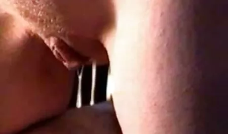 Caldo porno moglie amatoriale tre lesbiche