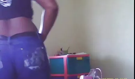 Teen pugni e video cornuti italiani trovare rapidamente l'anatra con la donna.