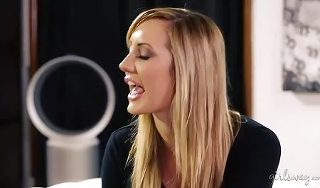 Anale leccare la moglie infedele porno