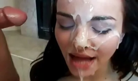 Un ragazzo dolce, un membro del russo porno marito e moglie di mamma e papà.