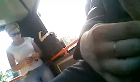 Un amico moglie italiana ninfomane inizia una cagna con una ragazza.