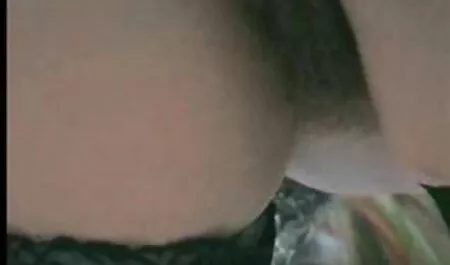 Taylor le ha fornito un pene pompa mogli trasgressive figa.