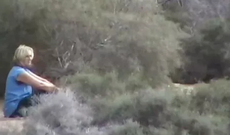 Russo, ragazza, bruna sottile, ed è con un scoparsi la cognata giocattolo.