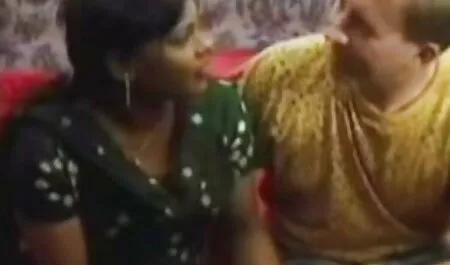Difficile colata con giocattoli la moglie giovane porno penetrato in il bocca