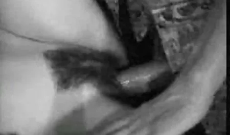 Russo casa sorveglianza per giovane coppia a casa moglie con due cazzi